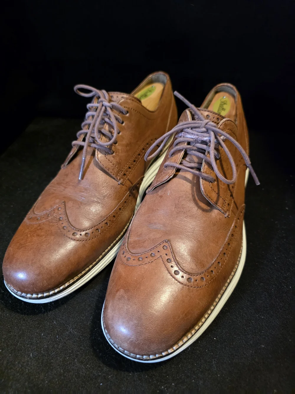 Cole Haan Men's Tan Brown Wingtip Brogue Oxfords with White Sole Size 9